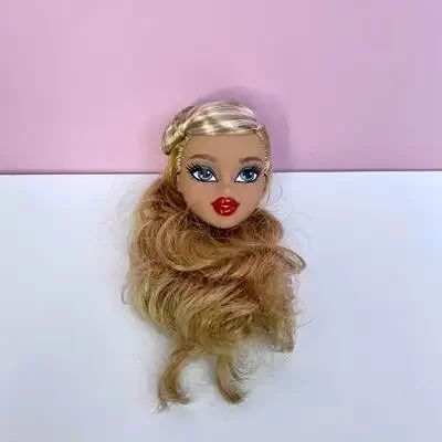 Красивая кукла для макияжа Bra – обзор и цена Beauty Love Makeup
